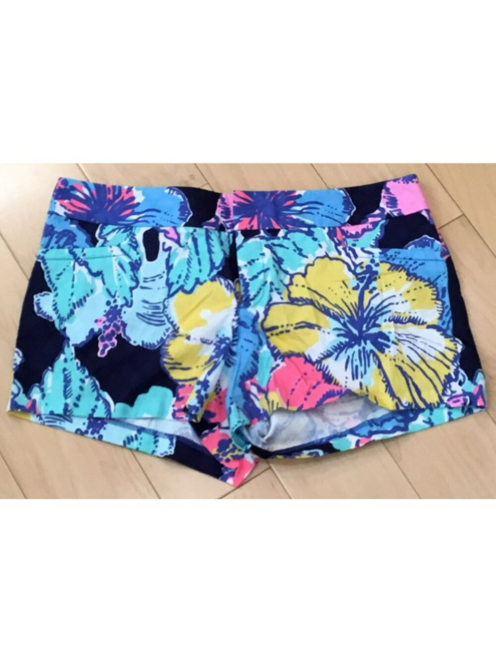 Lilly Pulitzer Ellie Shorts Womens 12 Big Flirt Bright Navy Blue Floral Print